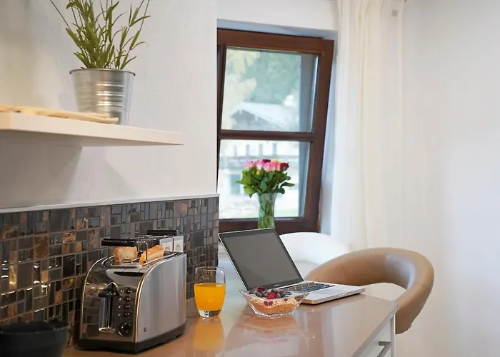 Weibhauser Apartment *